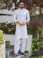 Men White Chikankari Embroidered Straight Kurta (AP30)